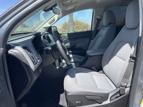 Used 2022 Chevrolet Colorado W/T w/ Custom Special Edition RWD image 17