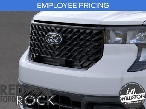 New 2025 Ford Maverick XLT w/ Black Appearance Package AWD/4WD image 18