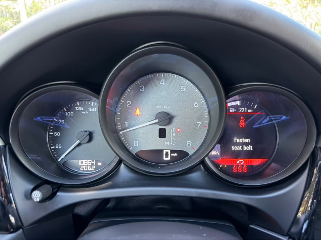 Certified 2025 Porsche Macan S AWD/4WD image 9