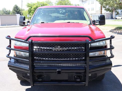 Used 2006 Chevrolet Silverado 2500 LT w/ Onstar Plus Package AWD/4WD image 12