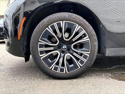 Used 2025 BMW X3 xDrive30i w/ Premium Package image 12