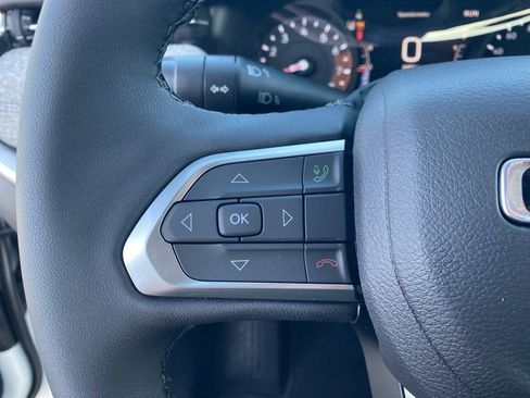 New 2026 Jeep Compass Latitude image 16