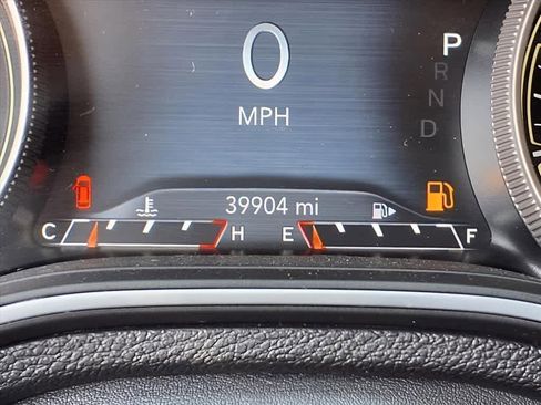 Used 2022 Jeep Cherokee Trailhawk w/ Comfort/Convenience Group AWD/4WD image 23