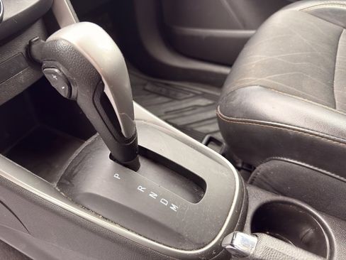 Used 2018 Chevrolet Trax LT w/ Driver Confidence Package image 30