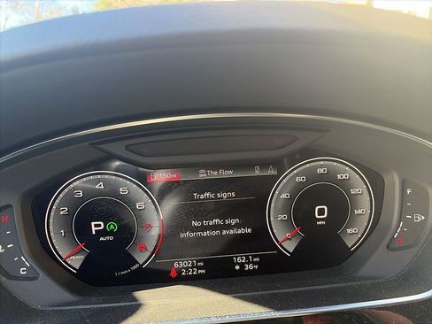 Used 2021 Audi A8 L 4.0T w/ Executive Plus Package image 13