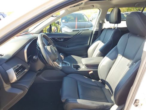 Used 2024 Subaru Outback Limited AWD/4WD image 11