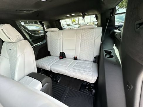 Certified 2026 Cadillac Escalade Platinum Sport AWD/4WD image 33