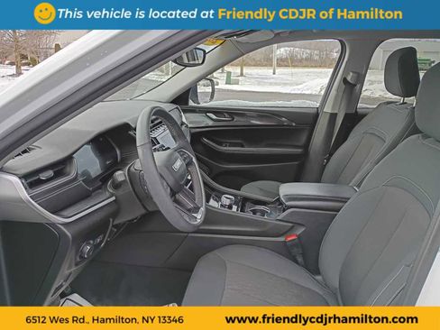 Used 2023 Jeep Grand Cherokee L Laredo w/ Luxury Tech Group I image 11