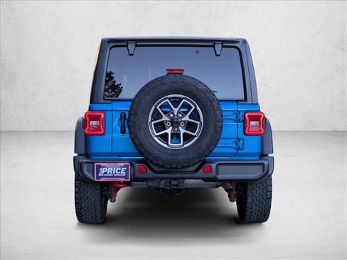 Used 2024 Jeep Wrangler Unlimited Rubicon w/ Technology Group image 7