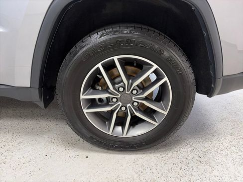 Certified 2021 Jeep Grand Cherokee Limited RWD image 9