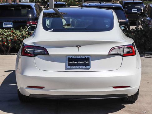 Used 2023 Tesla Model 3 Standard Range RWD image 5
