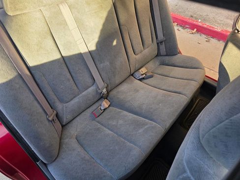 Used 2005 Hyundai Elantra GLS image 11