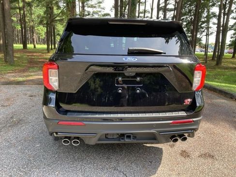 Used 2024 Ford Explorer ST w/ Equipment Group 401A image 4