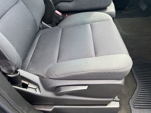 Used 2017 Chevrolet Silverado 1500 LT image 40