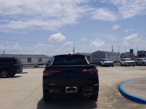 Used 2025 Hyundai Santa Cruz SEL FWD image 6