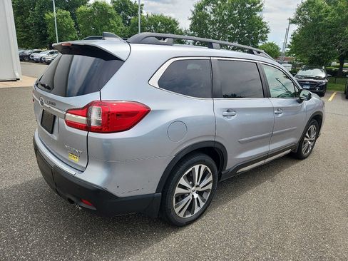 Used 2022 Subaru Ascent Limited w/ Technology Package AWD/4WD image 6