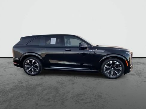Certified 2025 Cadillac Escalade IQ Sport 1 AWD/4WD image 9
