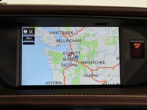 Used 2018 Lexus ES 300h w/ Luxury Package image 34