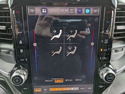 Used 2025 RAM 2500 Big Horn image 33