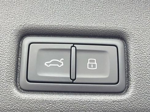 New 2026 Audi SQ5 Premium Plus AWD/4WD image 12