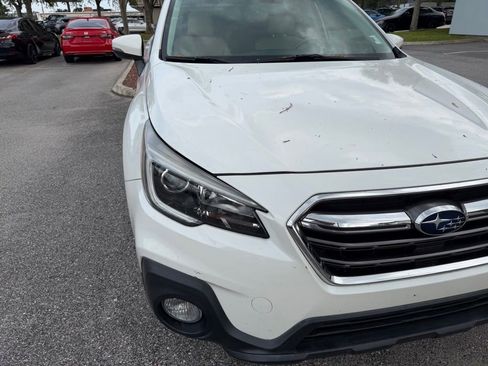 Used 2019 Subaru Outback 2.5i Limited AWD/4WD image 13
