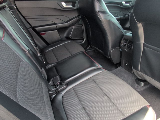Used 2023 Ford Escape ST-Line w/ Tech Pack #1 FWD image 17