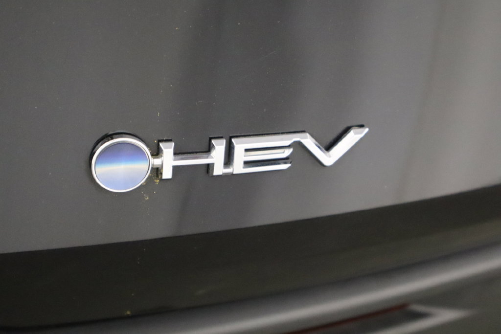Used 2025 Toyota Sienna LE FWD image 37