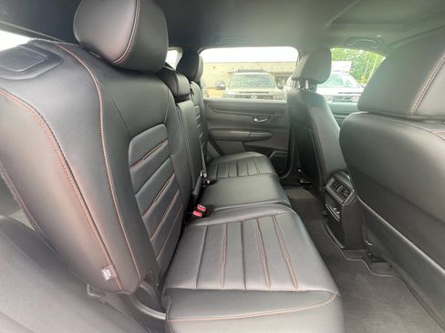 Used 2025 Honda CR-V Sport-L image 18