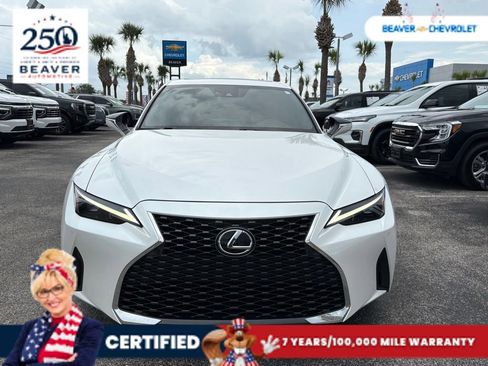 Used 2023 Lexus IS 300 w/ Comfort Package RWD image 3