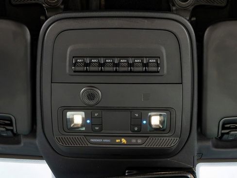 Used 2022 Ford Bronco Wildtrak image 29