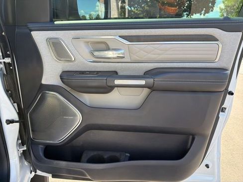 Used 2022 RAM 1500 Limited AWD/4WD image 10