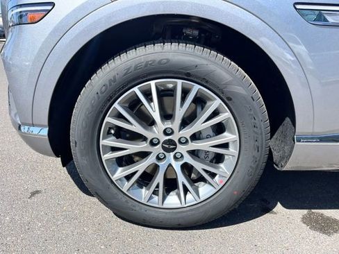 New 2026 Genesis GV80 2.5T RWD image 7