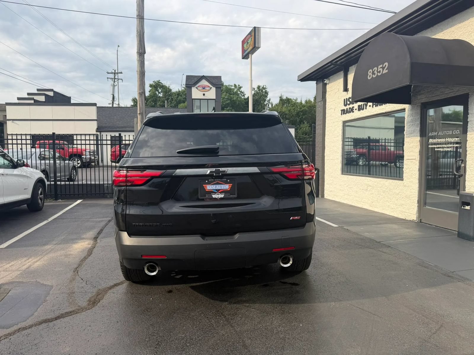 Used 2023 Chevrolet Traverse RS AWD/4WD image 5