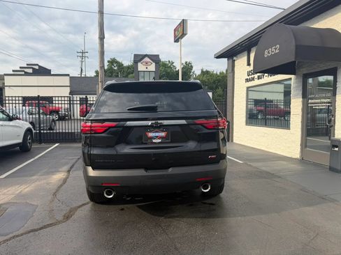 Used 2023 Chevrolet Traverse RS AWD/4WD image 5