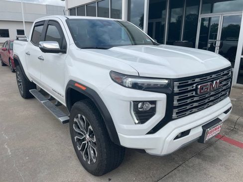 Used 2024 GMC Canyon Denali AWD/4WD image 4