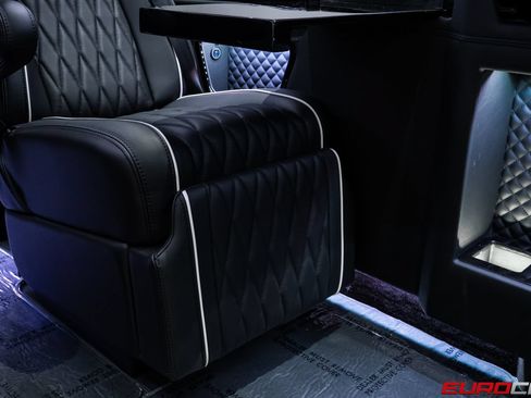 Used 2024 Mercedes-Benz Sprinter 3500 image 56