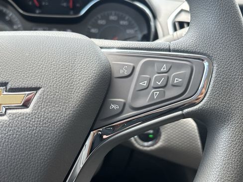 Used 2018 Chevrolet Cruze LT w/ Convenience Package FWD image 11