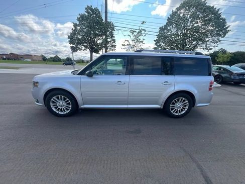 Used 2013 Ford Flex SEL AWD/4WD image 8