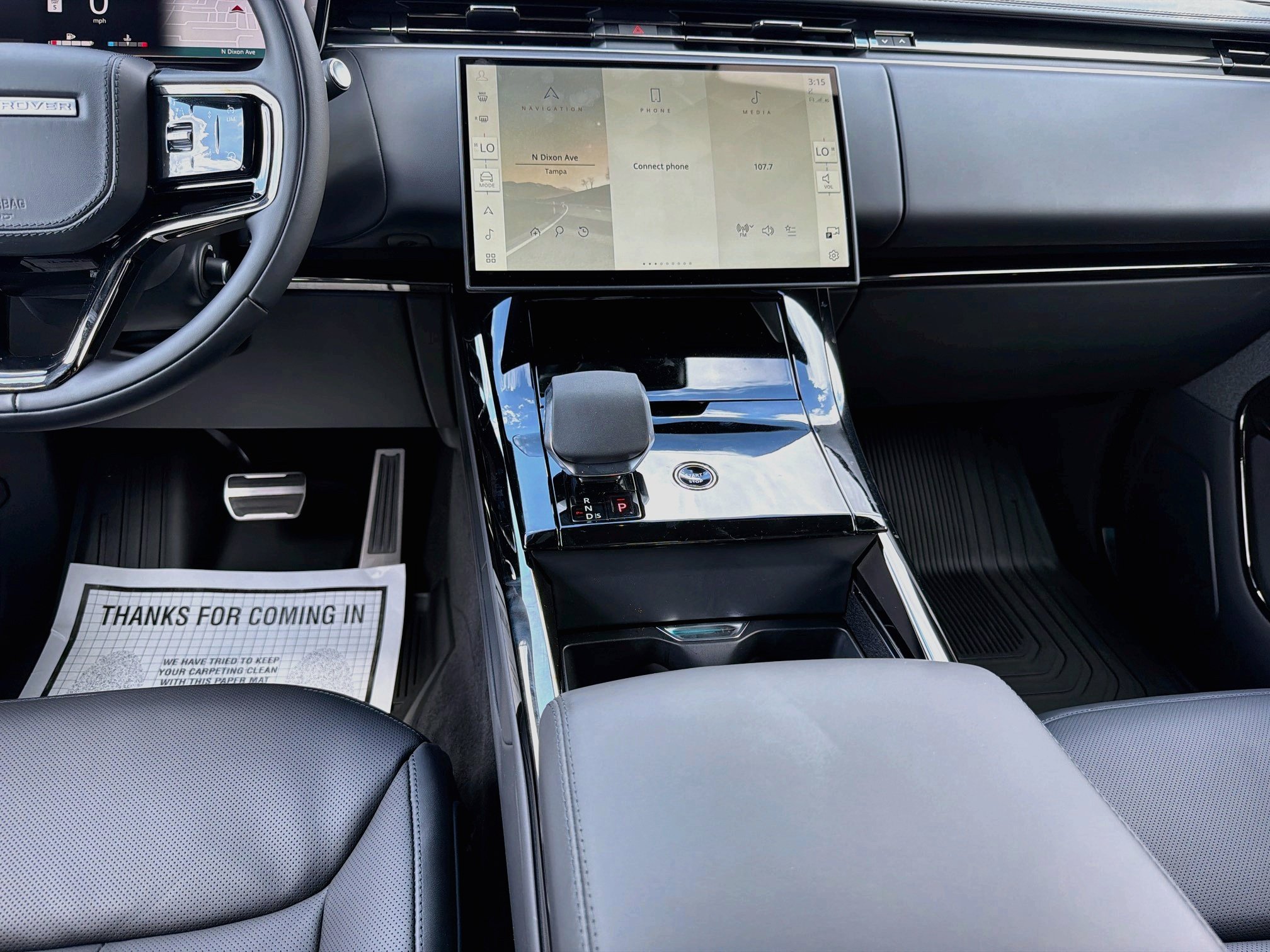 New 2027 Land Rover Range Rover Sport Dynamic SE AWD/4WD image 18