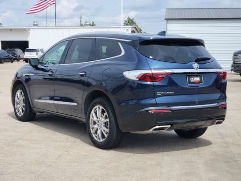 Used 2024 Buick Enclave Essence w/ Experience Buick Package AWD/4WD image 5