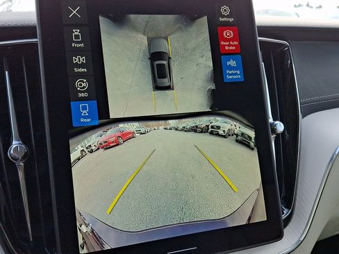 New 2026 Volvo XC60 B5 Ultra w/ Climate Package image 13