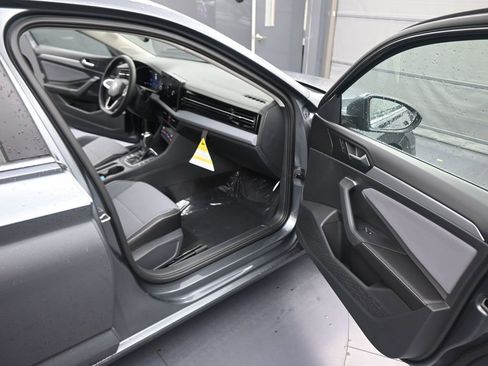 New 2026 Volkswagen Jetta SE image 42