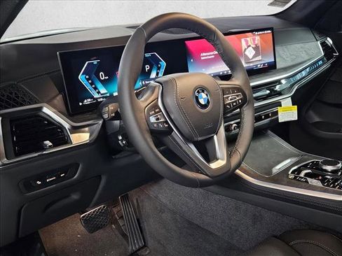 New 2026 BMW X5 xDrive50e w/ Parking Assistance Package image 3