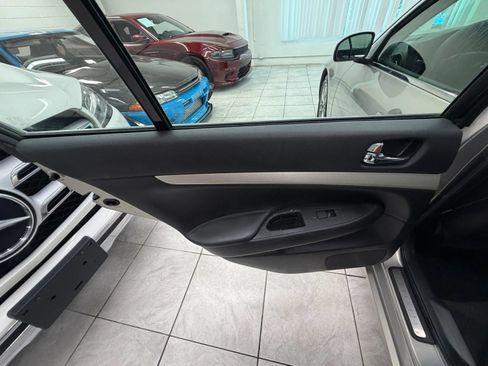 Used 2008 INFINITI G35 Journey RWD image 15