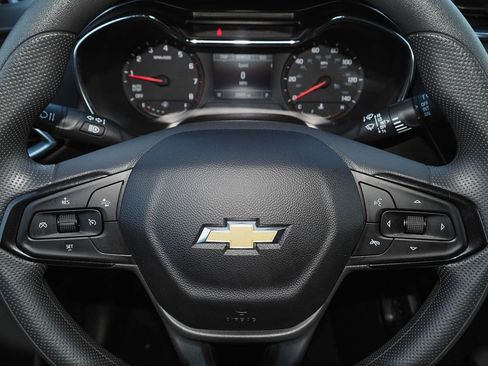 Certified 2023 Chevrolet TrailBlazer LT w/ Convenience Package FWD image 31
