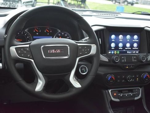 Used 2023 GMC Terrain SLT w/ Infotainment Package II AWD/4WD image 25