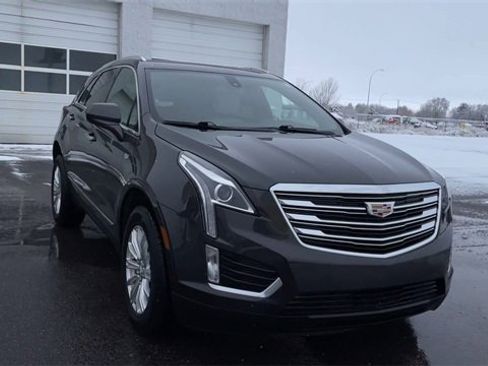 Used 2017 Cadillac XT5 FWD image 4