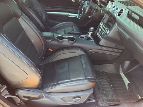 Used 2019 Ford Mustang GT Premium w/ GT Performance Package RWD image 8