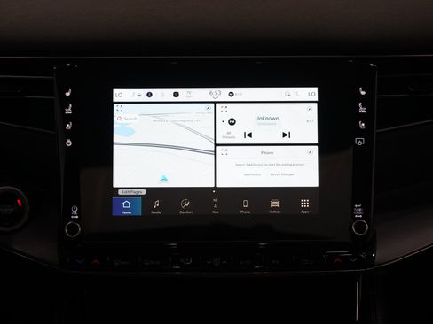 Used 2024 Jeep Wagoneer Series II w/ Convenience Group I AWD/4WD image 17