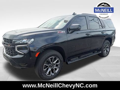 Used 2023 Chevrolet Tahoe Z71 w/ Z71 Off-Road Package AWD/4WD image 3